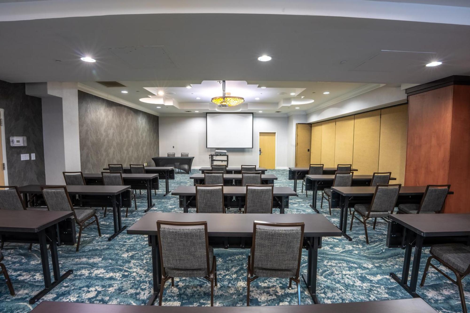 Fairfield Inn & Suites Jacksonville Butler Boulevard Exterior photo