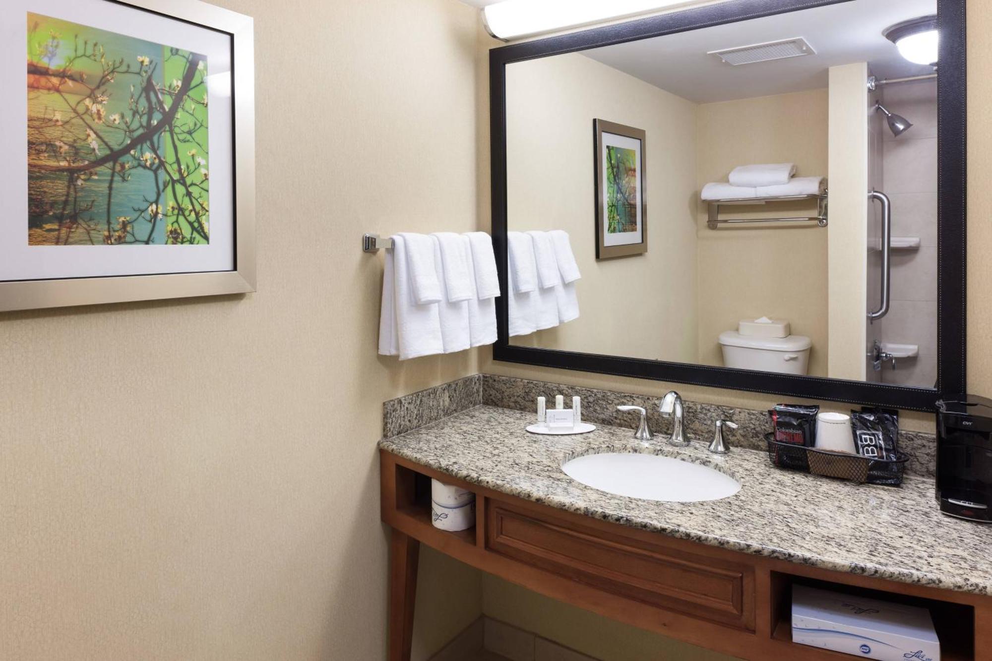 Fairfield Inn & Suites Jacksonville Butler Boulevard Exterior photo